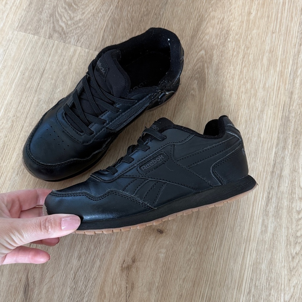 Reebok Shoes - Picture 3 of 6